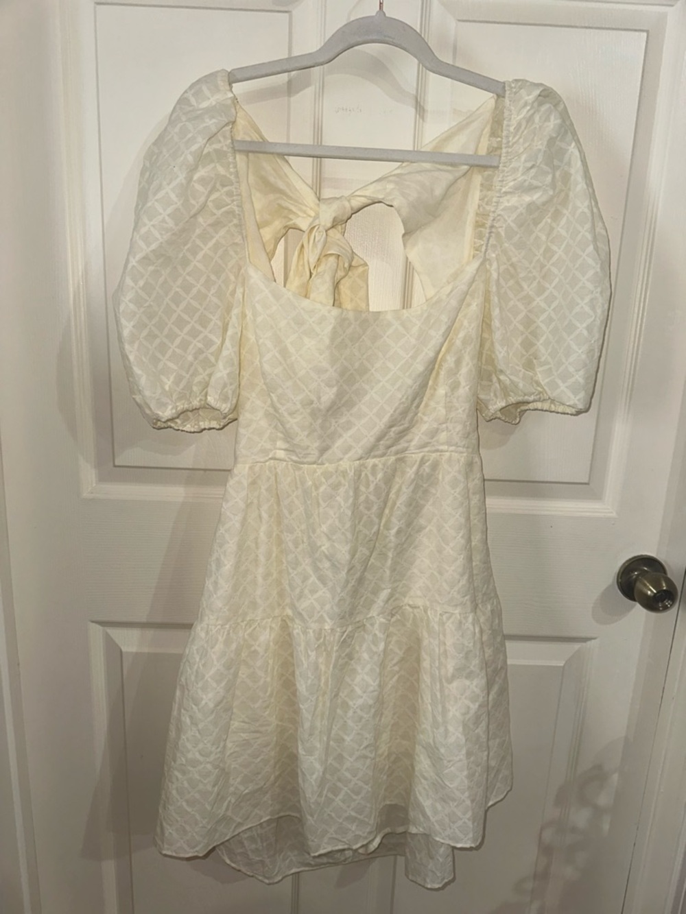 Bardot Lucy mini dress Cream Puff Sleeve US 10 summer vacation beach coastal